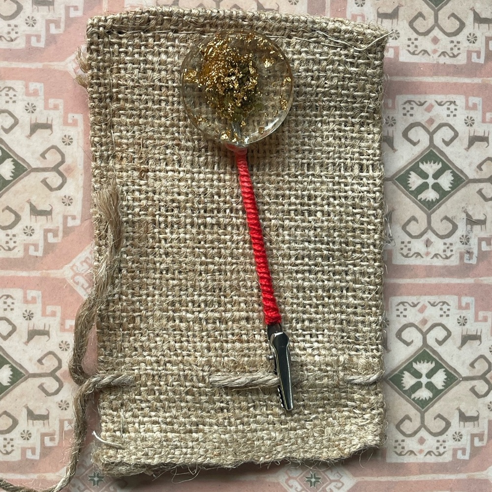 Handmade botanical resin art clip with macrame covered post - round gold bud 1C